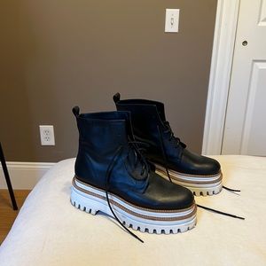 Platform Paloma Barcelo Boot